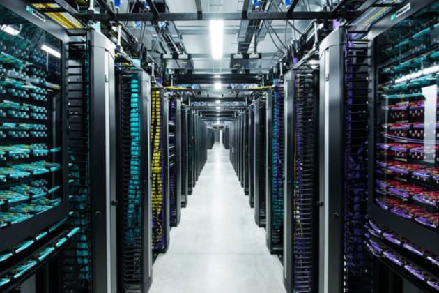 facebooks-data-center-on-the-edge-of-the-arctic-circle-05953274234.jpg