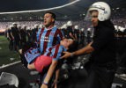 Kupa finalinde tribün karıştı!