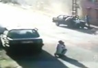 Arabanın altında kaldı, burnu bile kanamadı!