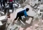 Bombalanan binanın enkazı 3 kişiyi böyle yuttu