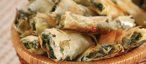 Nefis Ispanaklı ve Beyazpeynirli Börek Tarifi