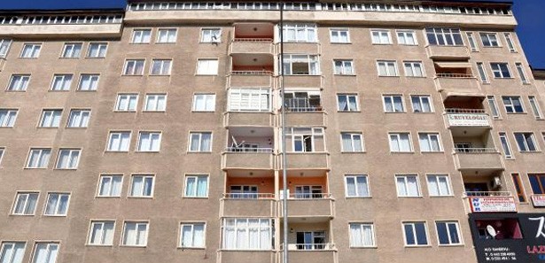 Apartmanda kene istilası