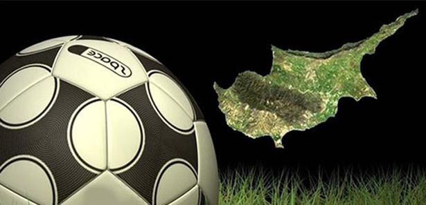 Kıbrıs'ta futbol resmen  birleşti!