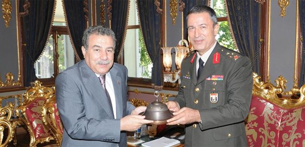 Org. Hulusi Akar'ın en büyük özelliği ne?