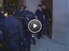 Polis memuru kazayla kendisini vurdu