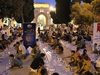 Mescid-i Aksa bahçesinde iftar sofrası