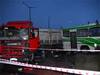 Halk otobüsü  TIR’la çarpıştı: 18 yaralı