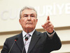Deniz Baykal'dan su� duyurusu!