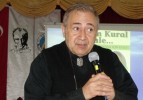 Bit pazarından giyinen çevreci profesör