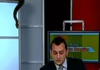 Canlı yayında ağlatan yılan şakası