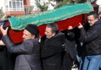 Çığ kurbanı dağcı toprağa verildi