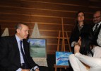 Engelli ressam Başbakan'ı şaşırttı!