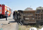 Otomobil ile kamyonet çarpıştı: 7 yaralı