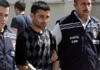 Genç kızı boğazını keserek öldürdü!