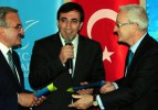 Yılmaz: Türkiye'nin AB'ye katacağı çok şey var