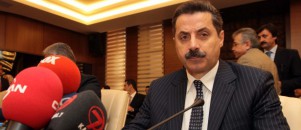 Bakan Çelik Madımak'ı gezdi