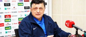 Yılmaz Vural'dan şok karar!
