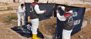 G.Antep'te  3 kişinin mezarı 11 yıl sonra açıldı