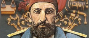 Abdülhamid ruhu döndü Moody's pes etti