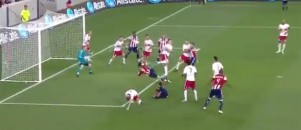 Juan Pablo Angel'dan estetik bir gol!