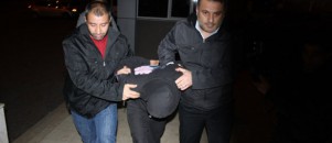 Kiralık araba ile eczane soyarken yakalandı