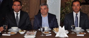 Rıza Çalımbay'a veda yemeği
