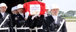 Şehit polis Akın Bayram'ın naaşı Samsun’a getirildi